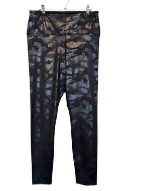 Vera Wang Black Camo Leggings